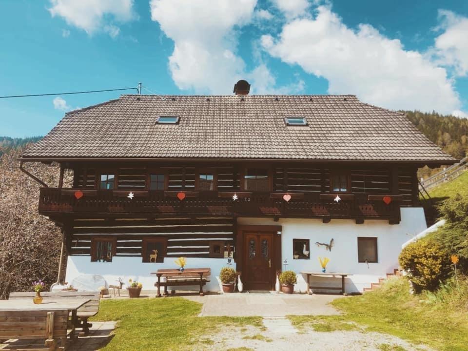 Bauernhof Oberfriessnig Vila Radenthein Exterior foto